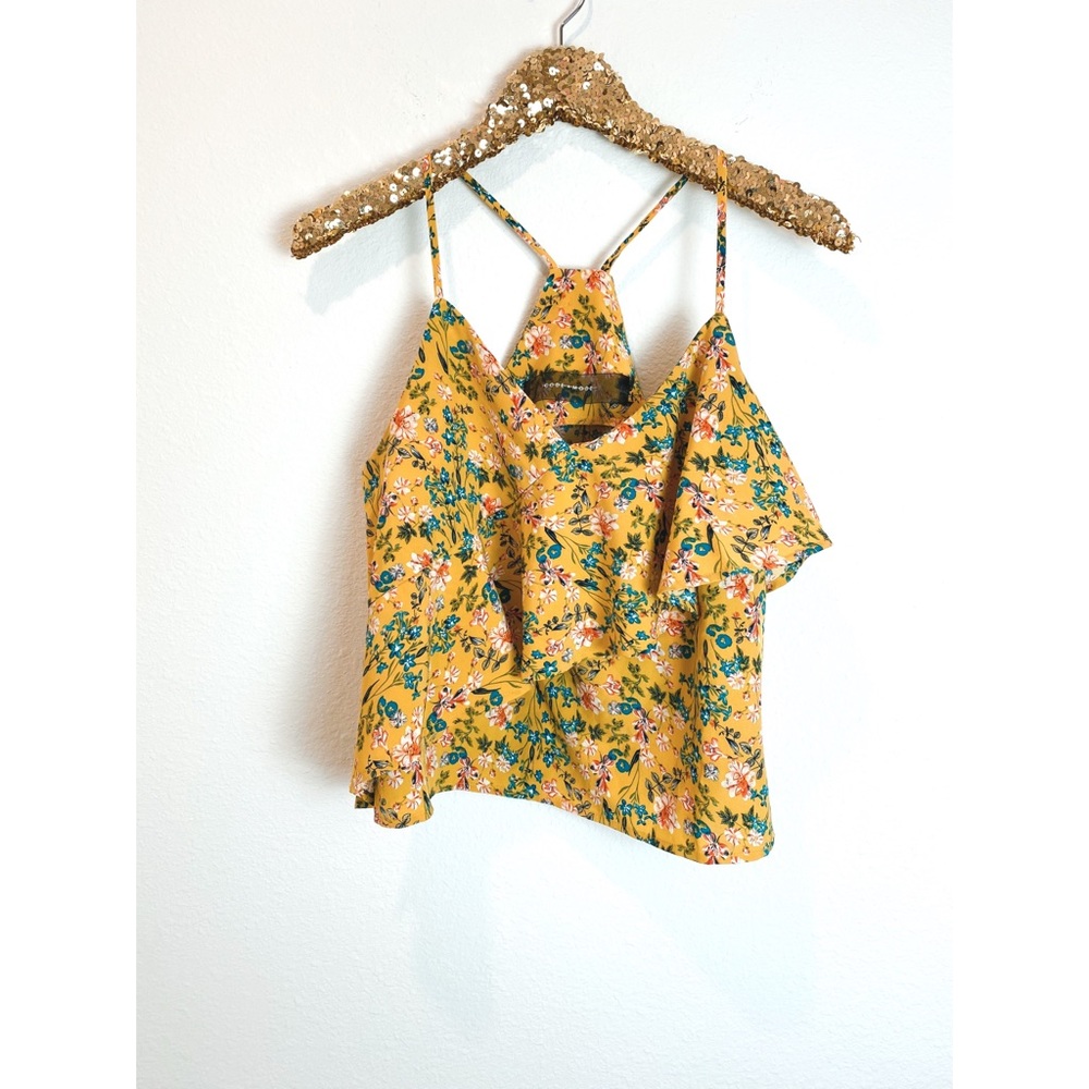 Code x Mode Floral Ruffle V-Neck Tank Top - Picture 3 of 6